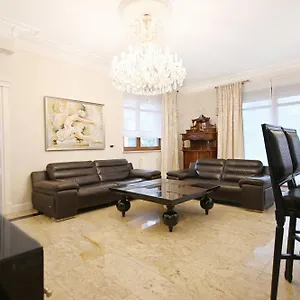 Large And Luxury 3city In With Two Terraces By Renters Gdańsk