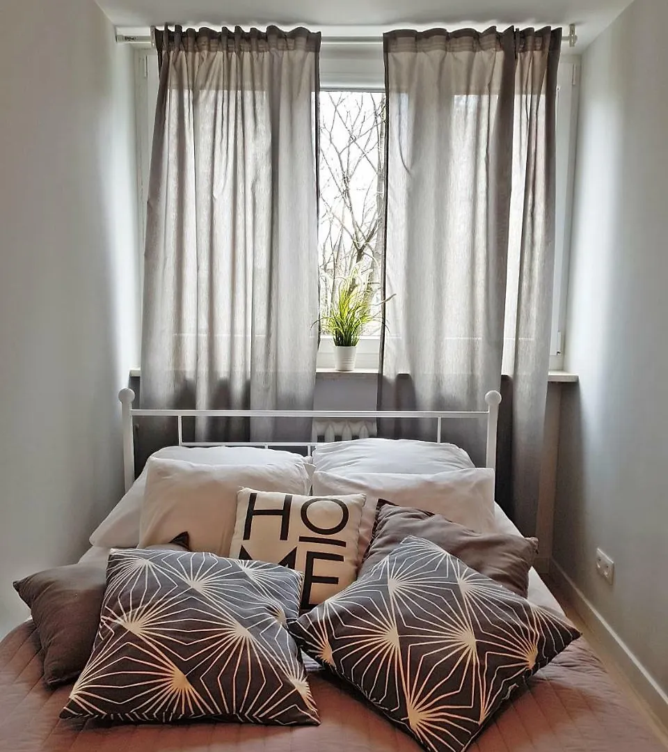 Coser Apartamenty Grzybowska شقة